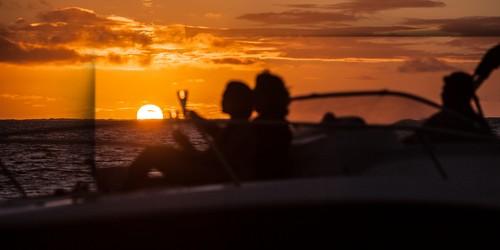 coucher-du-soleil-excursion-bora-bora-champagne